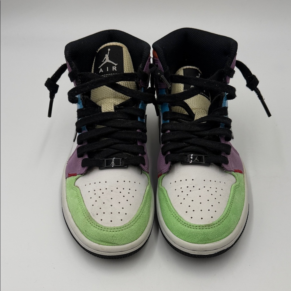Jordan 1 Mid SE
Multi-Color (Women's) - Picture 2 of 10